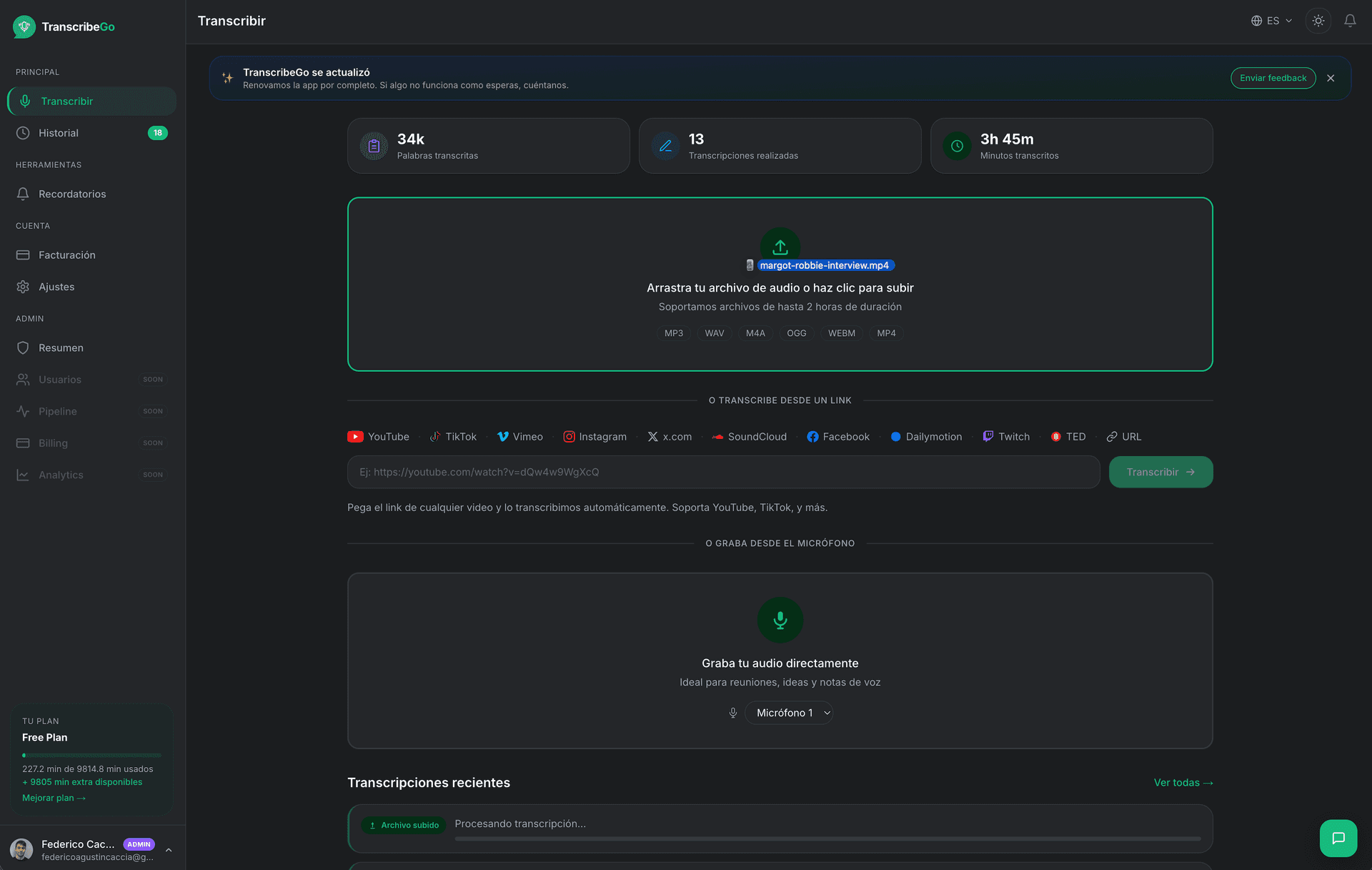 Tệp video đang được kéo vào khu vực tải lên của TranscribeGo