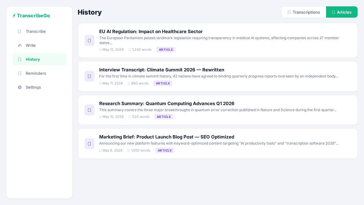 Pagina de historico do TranscribeGo mostrando o seletor de segmentos com as abas Transcricoes e Artigos, exibindo uma lista de artigos criados