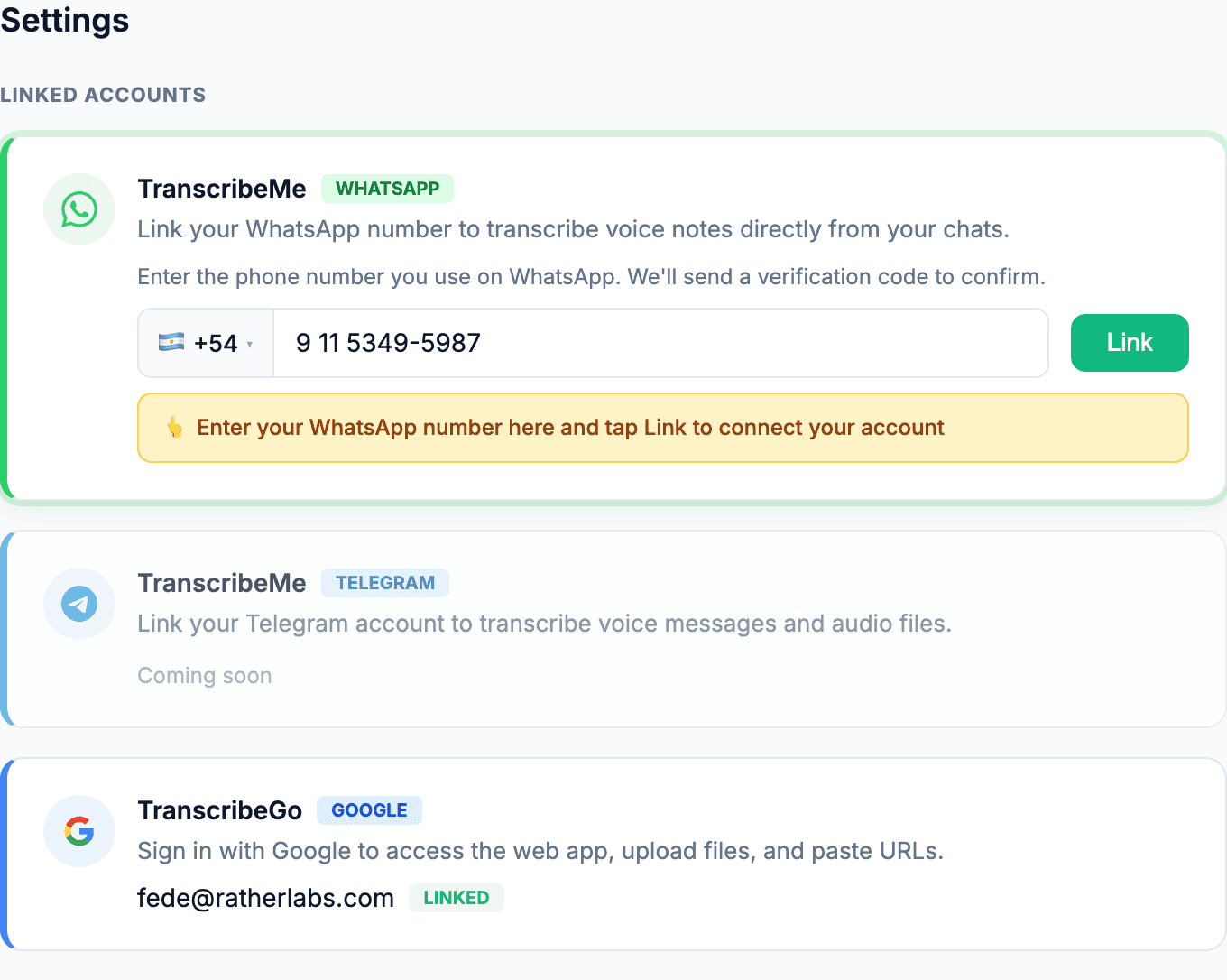 Página de configuración de TranscribeGo mostrando la vinculación de WhatsApp con campo de número de teléfono